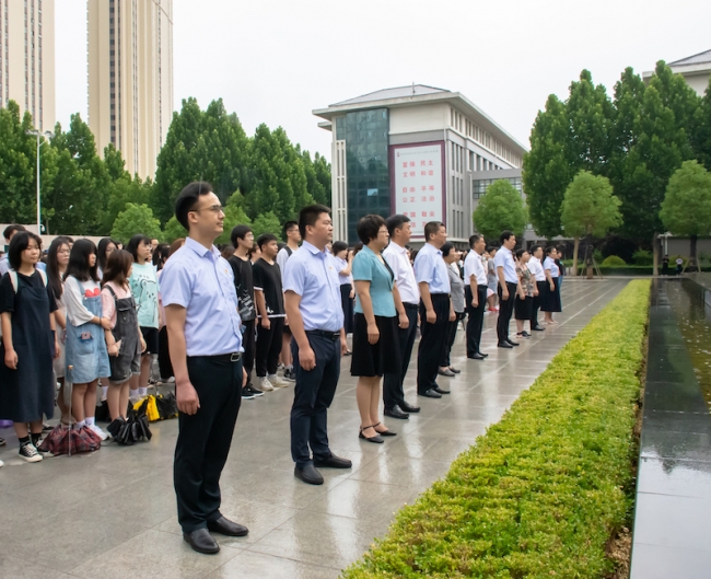 http://www.zzife.edu.cn/ewebeditor/uploadfile/image/2021/06/30/20210630104918115_s.jpg