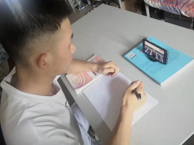 http://www.zzife.edu.cn/ewebeditor/uploadfile/image/2021/07/01/20210701184408977_s.jpg