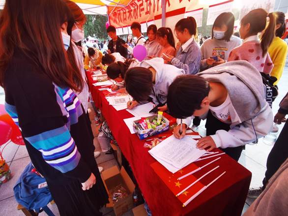 说明: E:\图库\92381CC932A5A7764A987B0D2AE81051.jpg92381CC932A5A7764A987B0D2AE81051