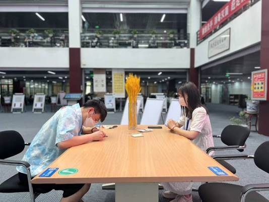 说明: http://www.zzife.edu.cn/ewebeditor/uploadfile/image/2022/05/23/20220523151253040002.jpg