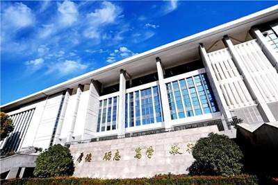 http://dingyue.ws.126.net/2020/0726/35124610j00qe276f002wc000m800etm.jpg