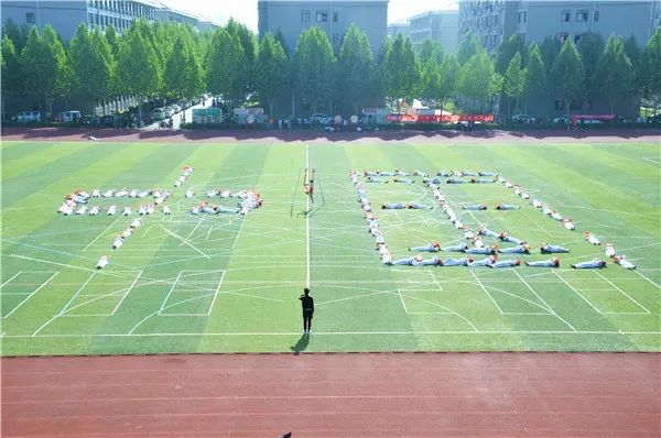 http://dingyue.ws.126.net/2020/0726/1e42f47dj00qe276f001dc000go00b2m.jpg