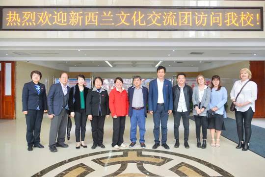 http://dingyue.ws.126.net/2020/0726/75f2ac9dj00qe276f003hc000u000k1m.jpg