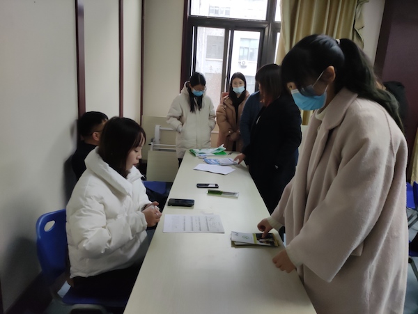 说明:http://xww.zzife.edu.cn/picture/article/63/6a/00/6fe5499e4b5bb9fda86437cacce2/76f12b38-1b4f-48fc-b890-140682ba8bad.jpg
