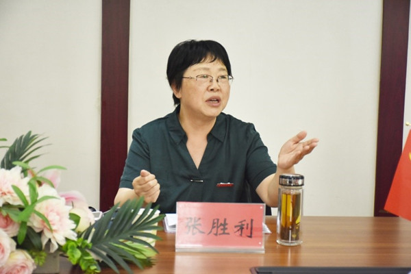 说明:http://www.zzife.edu.cn/picture/article/63/c5/00/6c85b56542afa926c7209fc305a4/25cef0bc-b57a-4568-9622-d2850ddb4af3.jpg