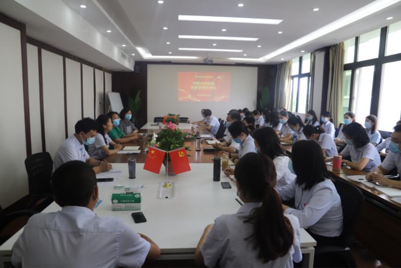 http://www.zzife.edu.cn/picture/article/63/23/9a/747dd429486ab81d1f478c0050e9/1bb24bea-8e24-4adf-a6df-86ebb7cc4733.jpg