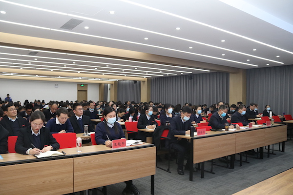 说明:http://www.zzife.edu.cn/picture/article/63/fd/55/7ff5a4724c7da4b99b541dafa83f/28f44720-1c46-43a1-bd7d-4c599d637781.jpg