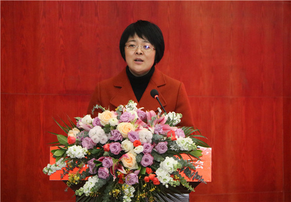 说明:http://xww.zzife.edu.cn/picture/article/63/9b/b8/867aa483475590d36bc161b5f78b/7691843e-d5b3-421a-8bba-cee73775df19.jpg