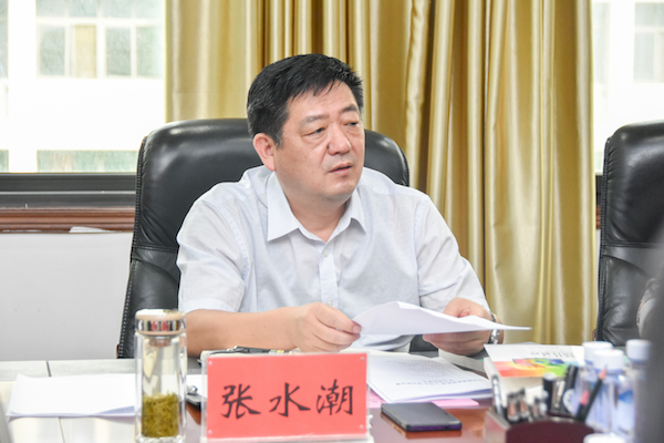 说明:http://www.zzife.edu.cn/picture/article/63/0b/57/11b4562a4456a50038ab1cc6d41c/a9cf645c-4034-4d11-95ad-92d5345f32e3.jpg