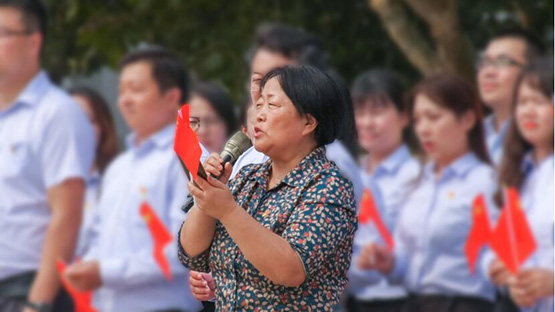 说明:http://www.zzife.edu.cn/picture/article/63/14/29/2cce80ec4cf38e4f660898efb4bb/f07c50e9-3207-48e2-8d1a-0e20414c5a97.jpg
