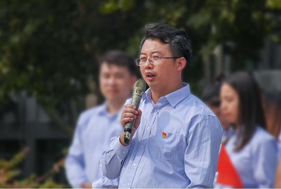 说明:http://www.zzife.edu.cn/picture/article/63/14/29/2cce80ec4cf38e4f660898efb4bb/7fb9fcae-8d65-4746-bba0-899c68540ac8.jpg